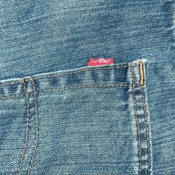 𝅺LEVI’S Relaxed Straight 559 Mens Jeans 40x32 - Picture 4 of 5
